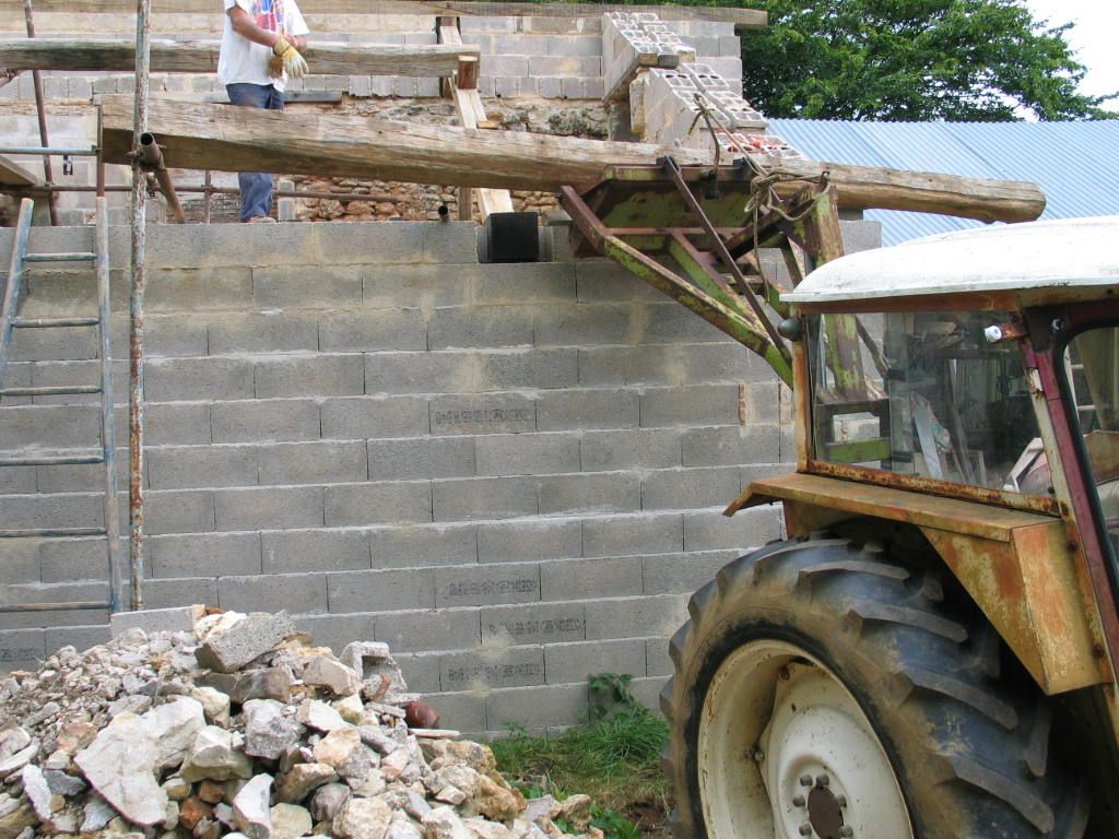 montage pannes avec le tracteur